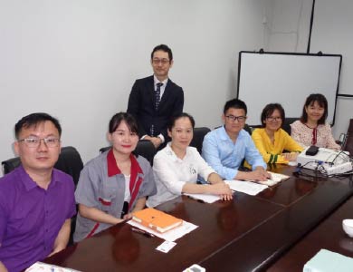 中国協力工場にて