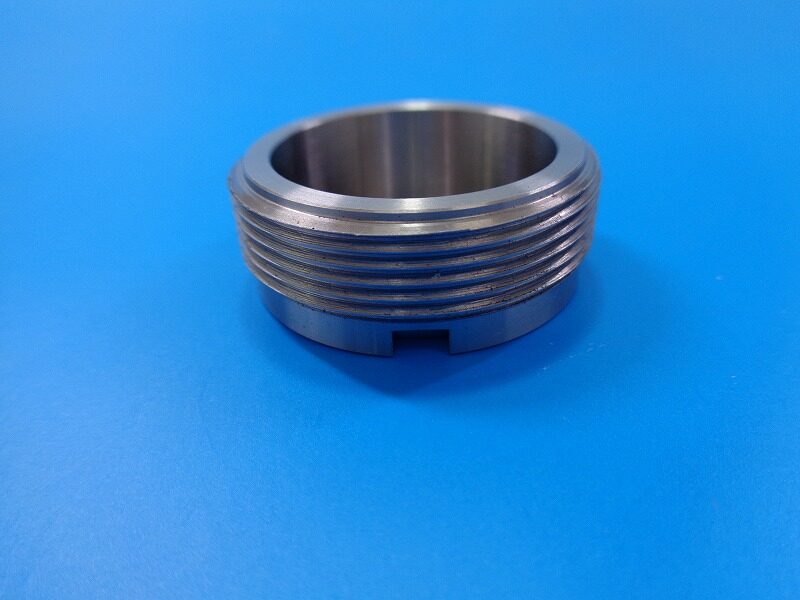 ベアリングカラー